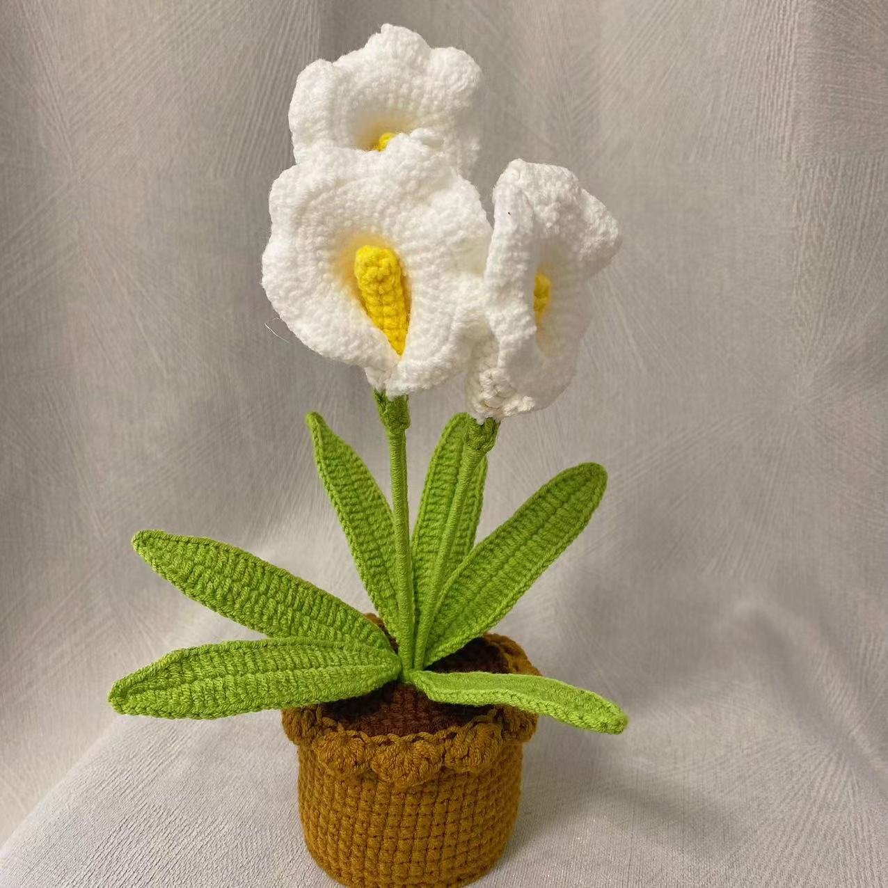 Woolen Crocheted Calla in Pot