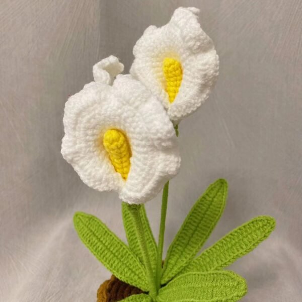 Woolen Crocheted Calla in Pot